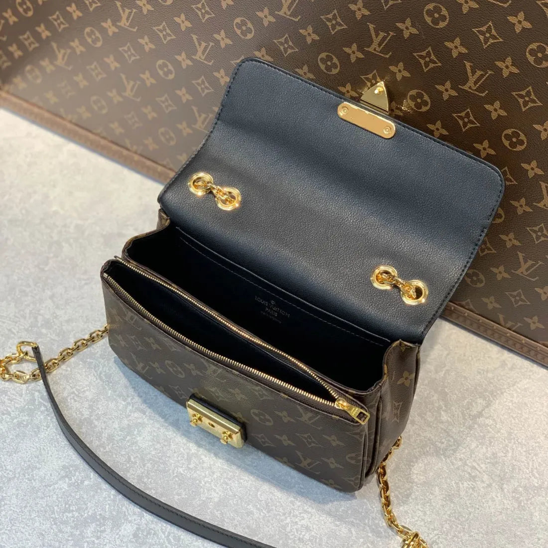 Louis Vuitton Monogram Canvas Shoulder Bag
