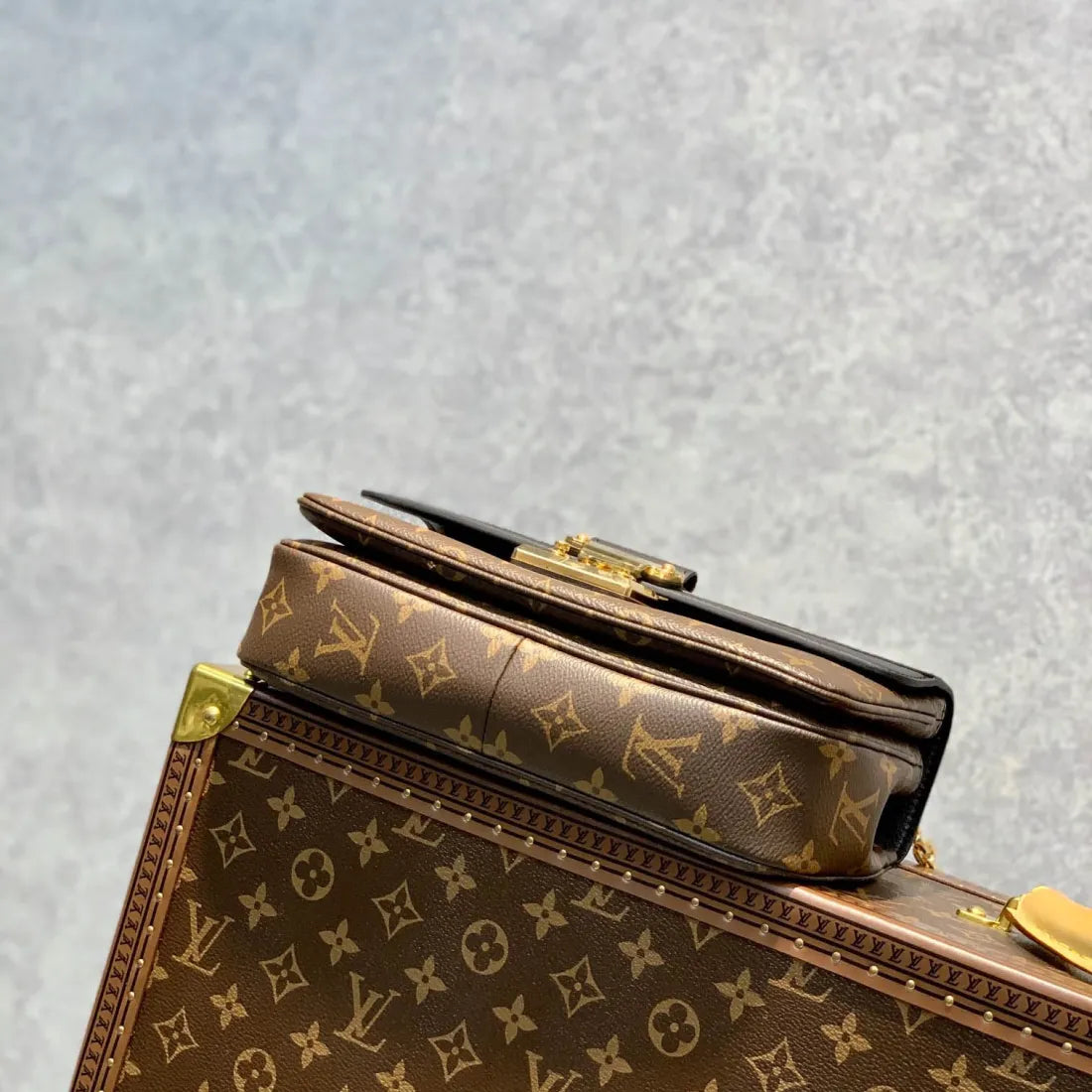 Louis Vuitton Monogram Canvas Shoulder Bag