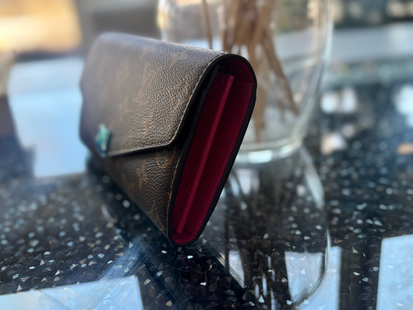 Louis Vuitton's classic models, the Sarah wallet