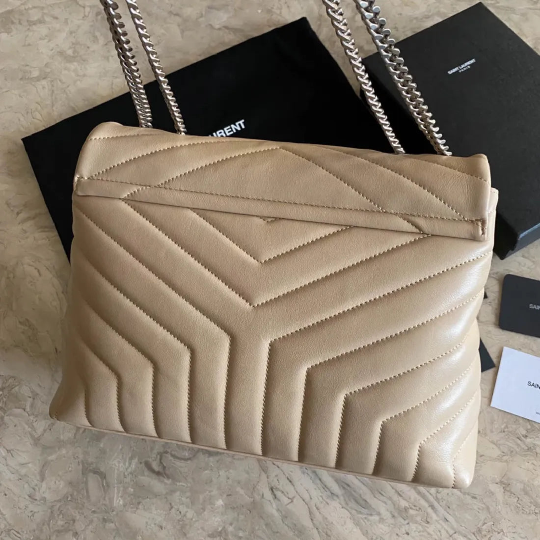 Medium Loulou Matelassé Leather Shoulder Bag
Saint Laurent