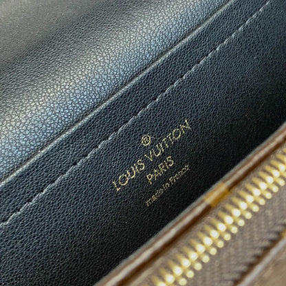Louis Vuitton Monogram Canvas Shoulder Bag
