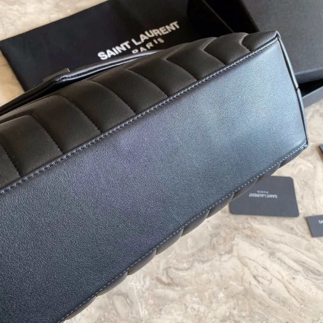Medium Loulou Matelassé Leather Shoulder Bag
Saint Laurent