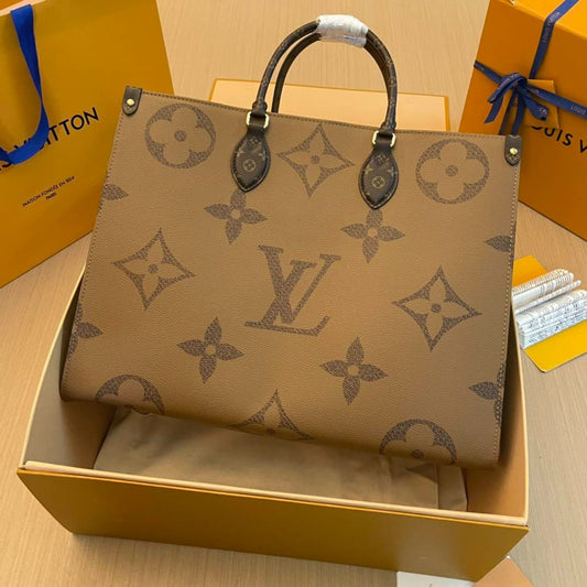 ONTHEGO Tote Bag